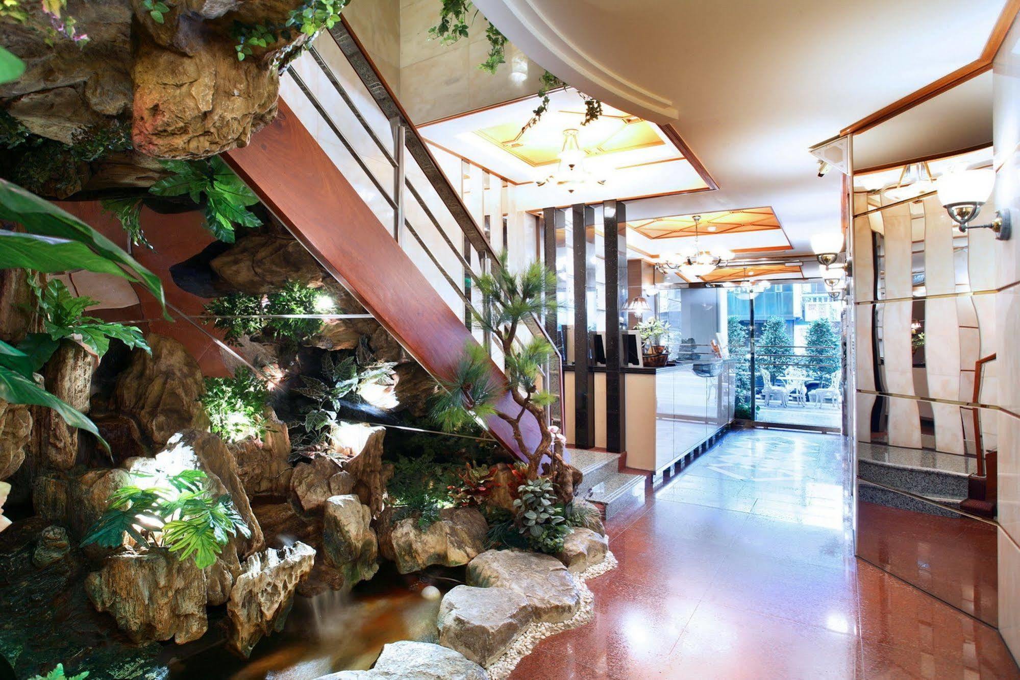 Kao Yuan Hotel - Zhong Zheng Тайчжун Екстер'єр фото